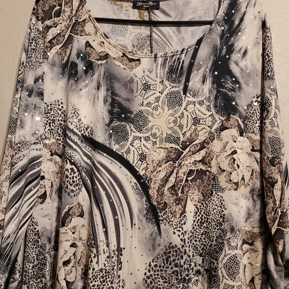 Brittany Black 3/4 Sleeve Blouse - Picture 3 of 7